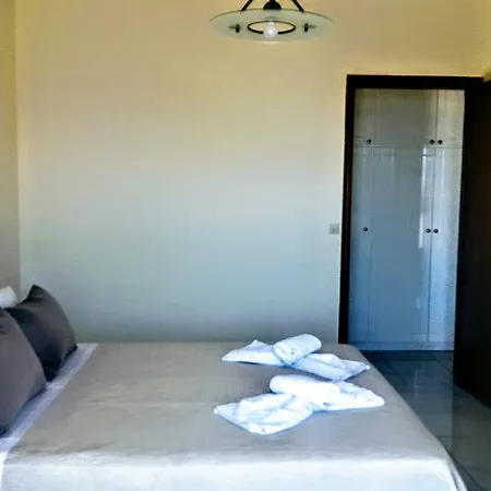 Sunrise Sarelas Петалидион