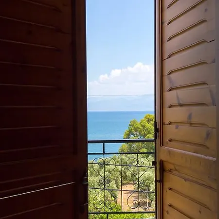 Sunrise Sarelas 3* Петалидион